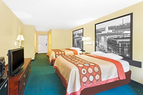 Queen Room with Two Queen Beds - Non-Smoking