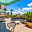 Hampton Inn By Hilton & Suites St. Petersburg/Downtown