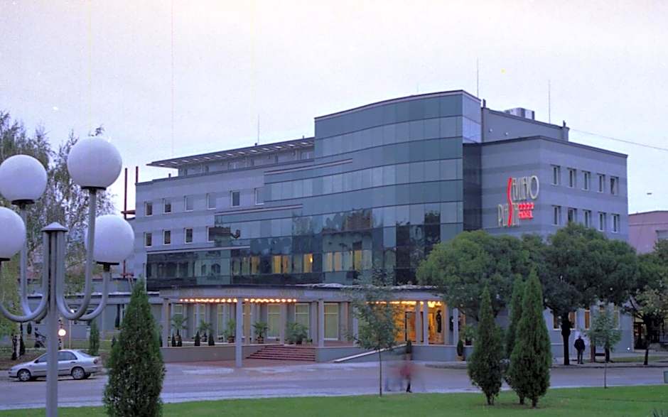 Hotel Sevlievo Plaza
