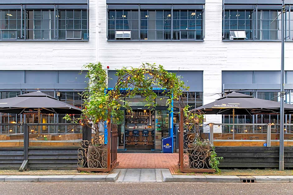 Blue Collar Hotel