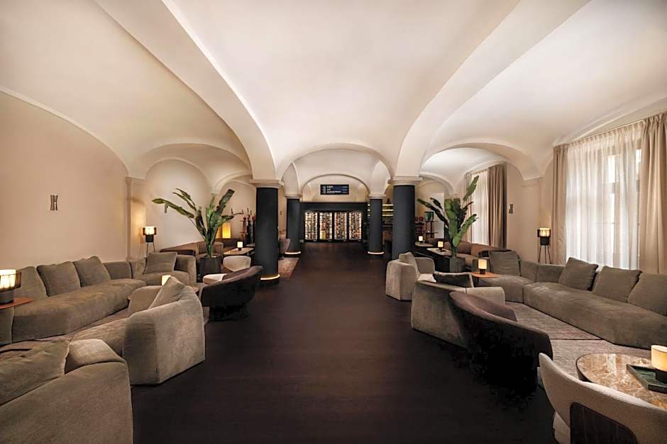 Anna Grand Hotel