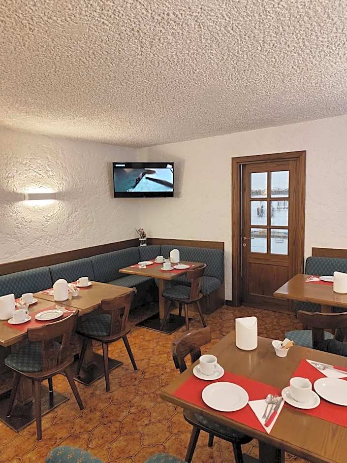 Garnì BUCANEVE