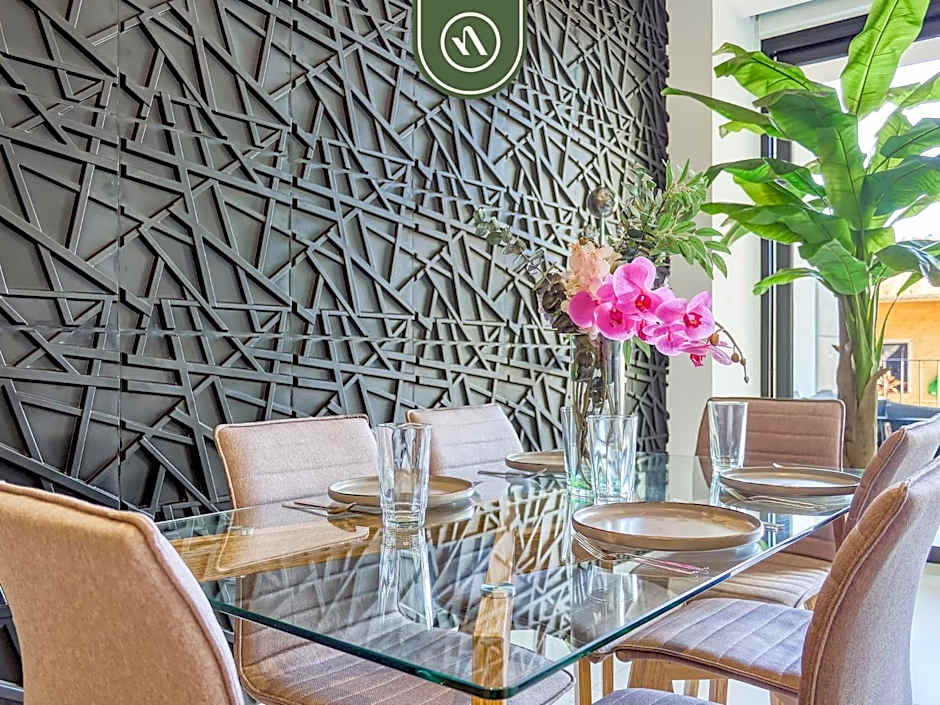 Amazing 1 BR Condo with Terrace - Rooftop Pool