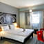 ibis Orange Sud