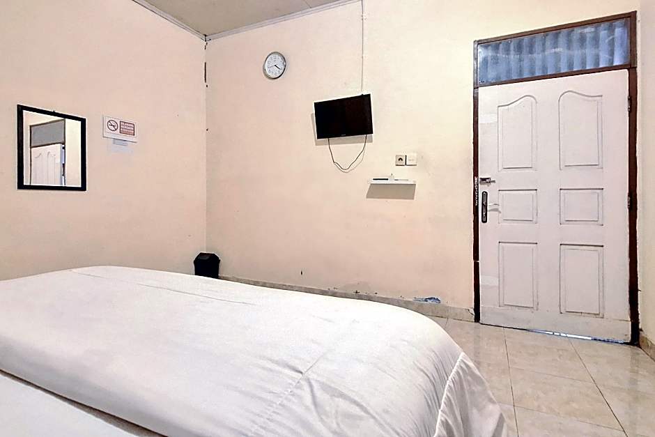 Handira Homestay Syariah Padang RedPartner