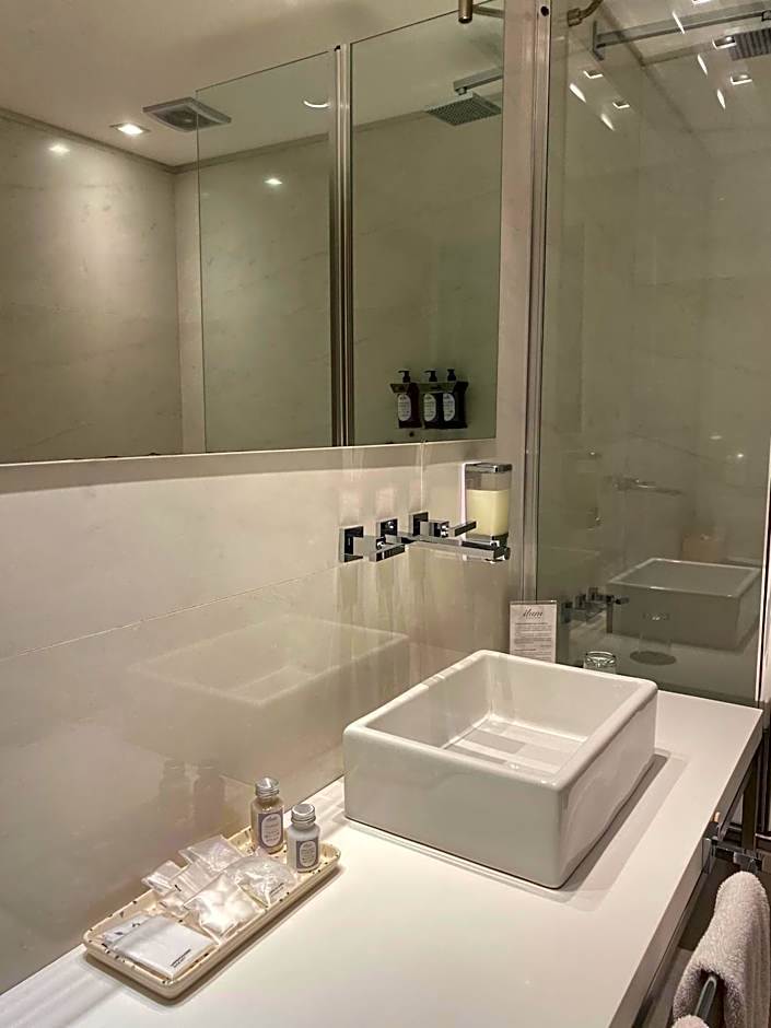 Ilum Experience Home