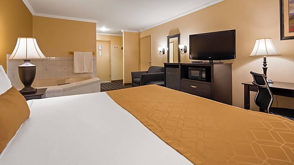 Best Western Inn & Suites