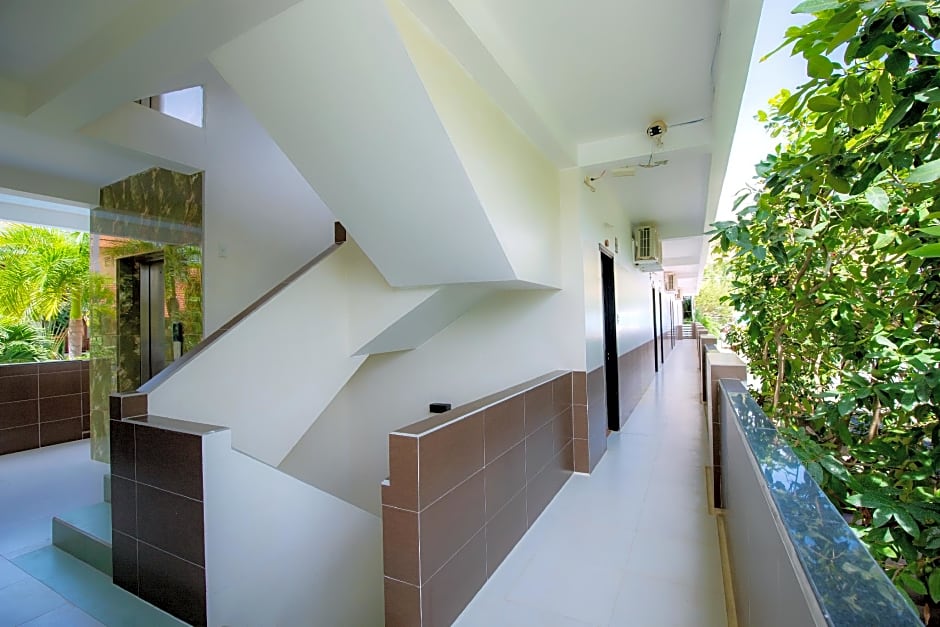 Sun And Sands Beach Hotel Spa