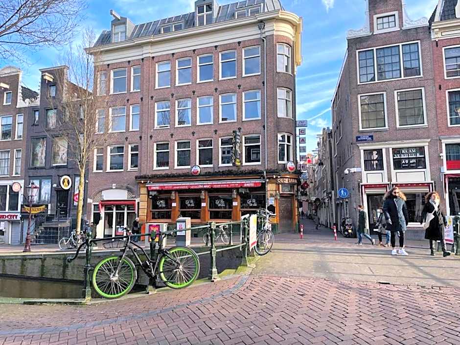 Hotel & bar Royal taste Amsterdam