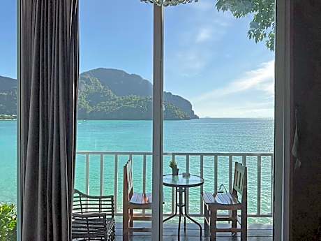 Seafront Deluxe Family