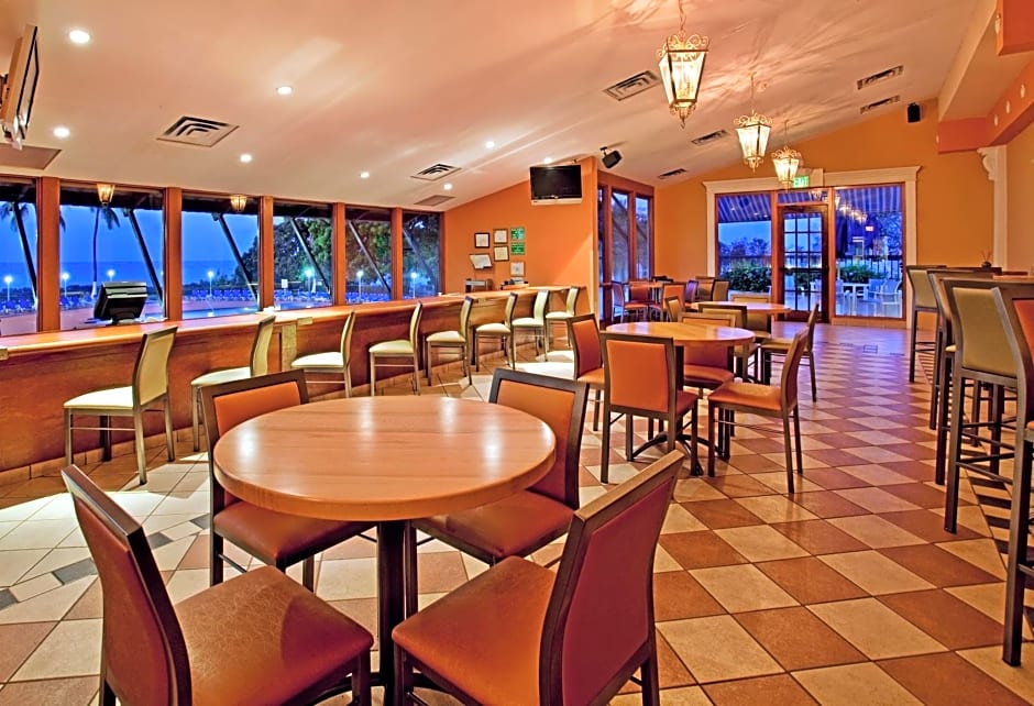 Holiday Inn Ponce & El Tropical Casino