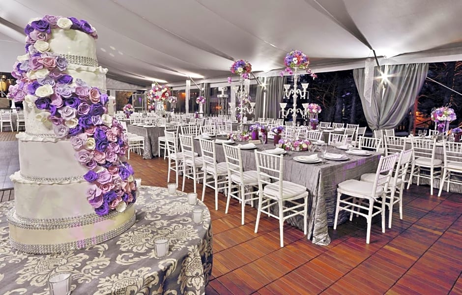 Uvence Arte + Hotel