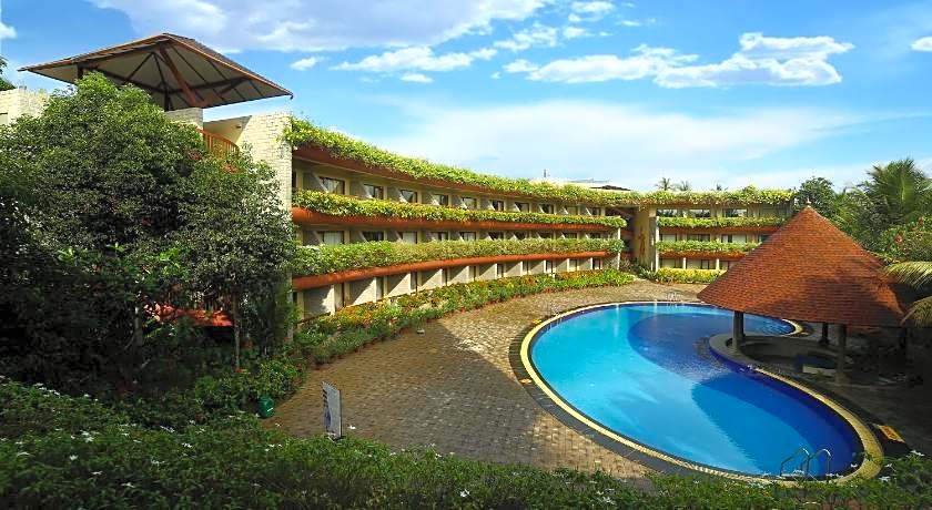 Uday Suites - The Airport Hotel