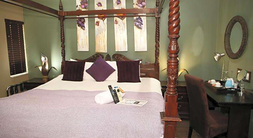 Moonriver Guest House