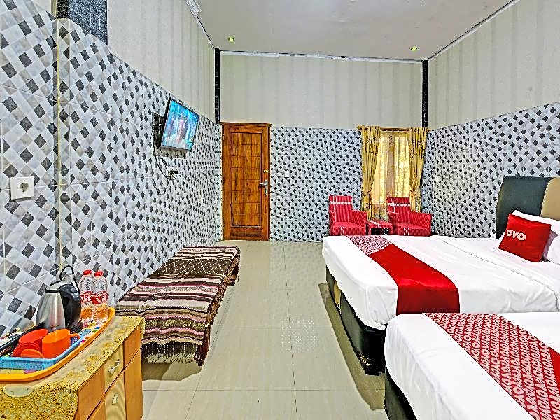 SPOT ON 91376 Hotel Bintang Flores