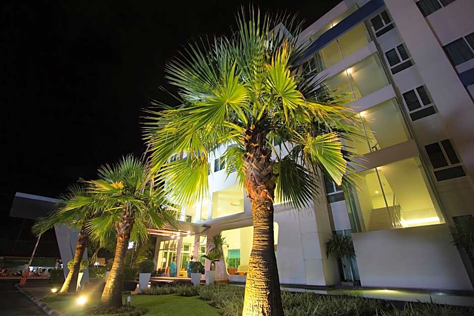 Prime Time Hotel Bang Saen