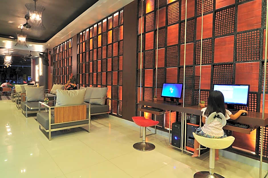 Platinum Hotel and Apartments