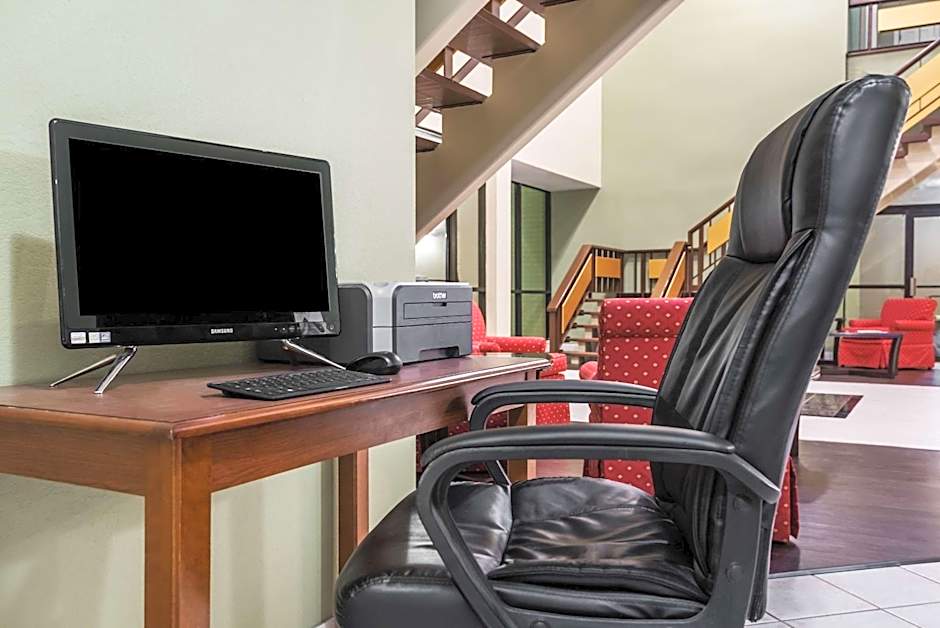 Baymont by Wyndham Kokomo