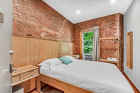 Deluxe Double Room with Shared Bathroom - Non-Smoking