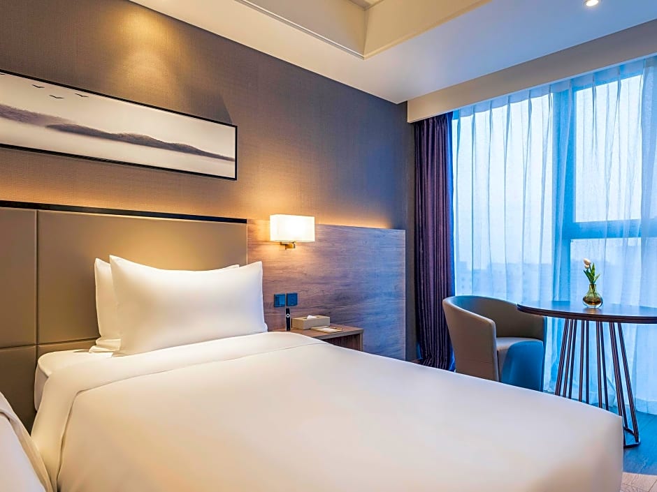 Mercure Yantai Golden Beach