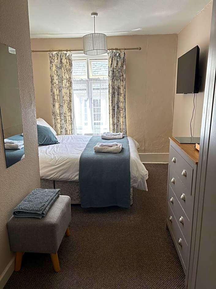 Hideway Dartmouth