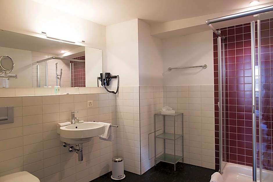 Hotel Le Lion - Self Check-in