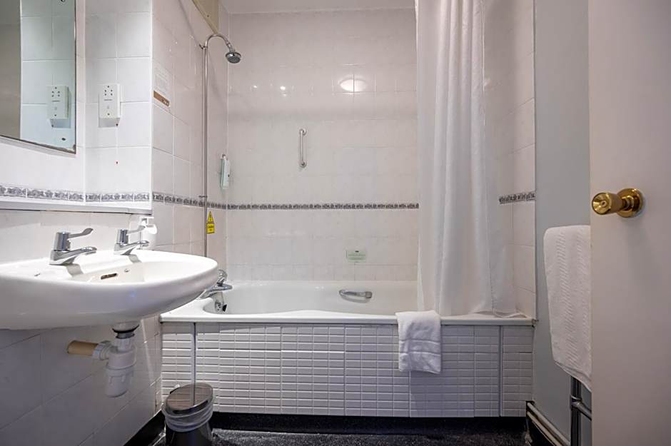 Rising Sun Hotel by Greene King Inns