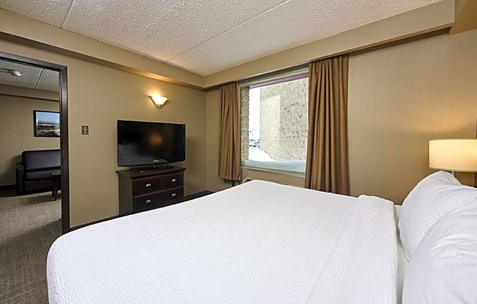 CANAD INNS DESTINATION CENTRE TRANSCONA