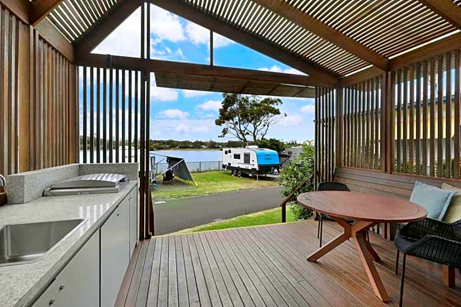 Reflections Shaws Bay - Holiday Park