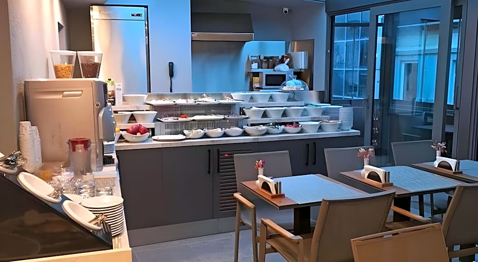 Triada Hotel Karakoy