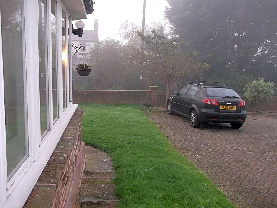 Lynebank House Hotel, Bed & Breakfast
