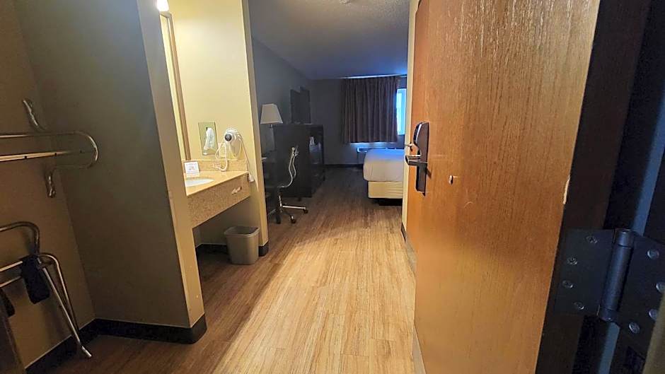 Days Inn by Wyndham Sheridan