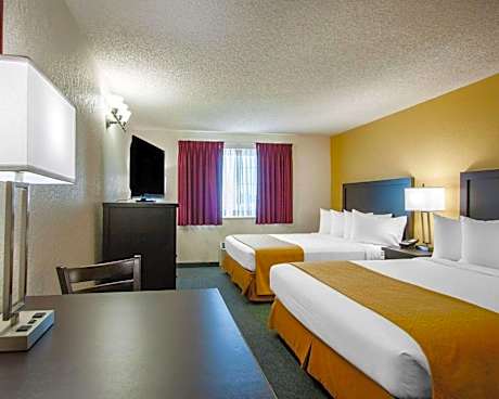 Queen Room with Two Queen Beds - Non-Smoking