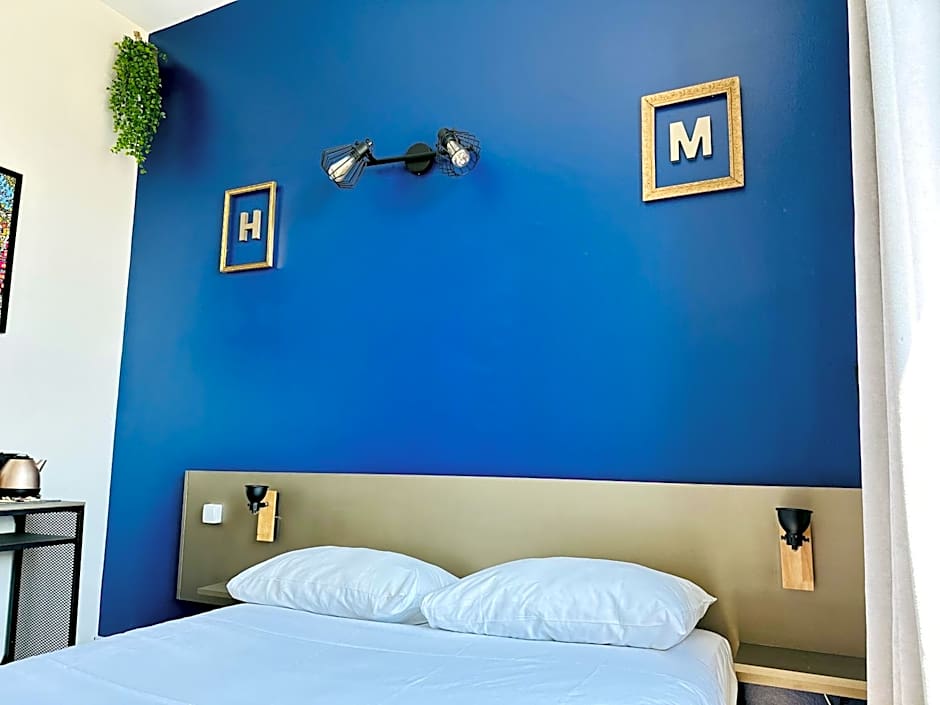 Hotel Le Midi Clermont-Cournon