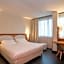 Mercure Roma West