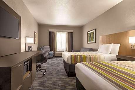 Accessible 2 Queen Beds