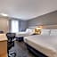 Days Inn by Wyndham Thunder Bay North