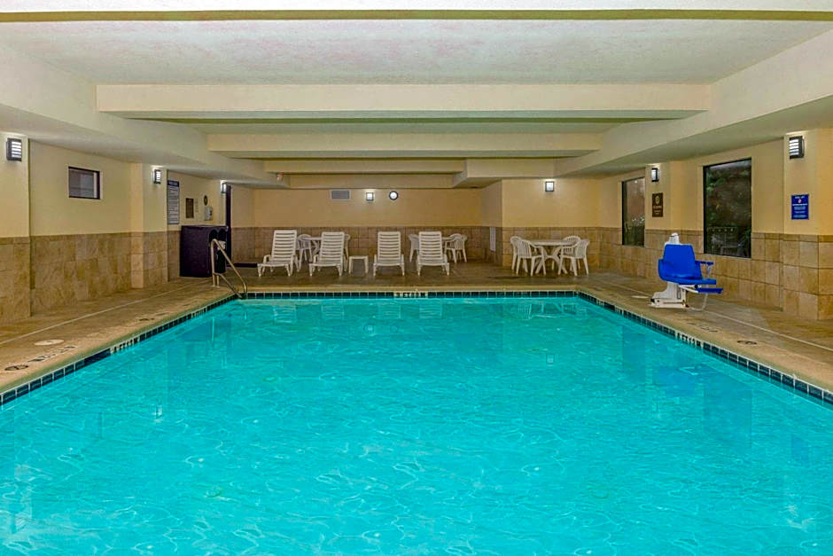 La Quinta Inn & Suites by Wyndham Warner Robins - Robins Afb