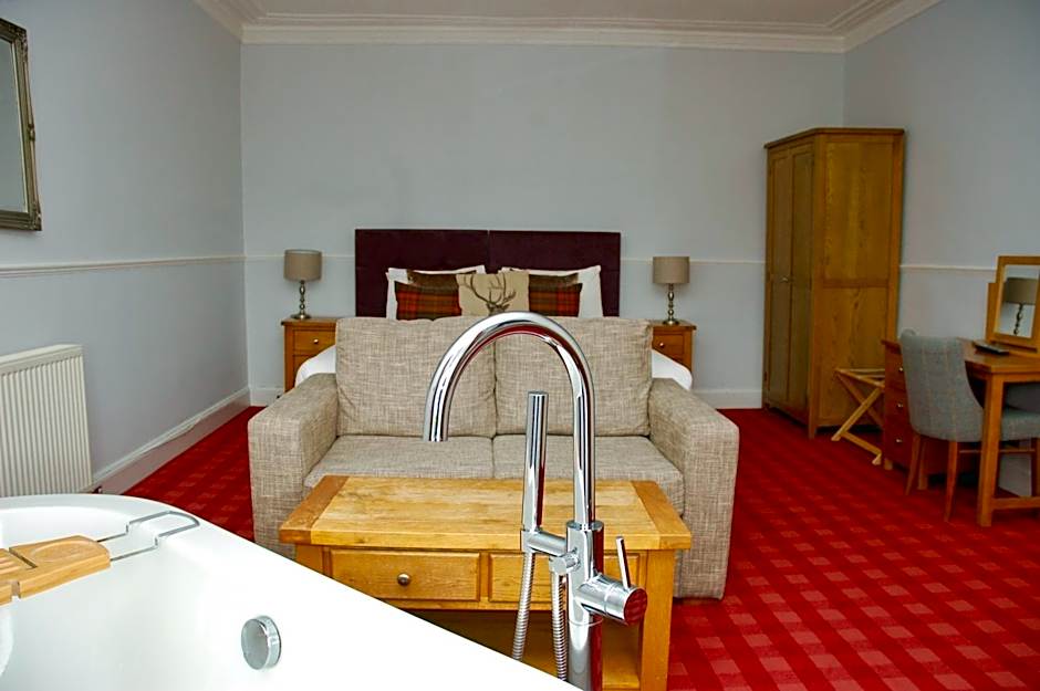 Boat Country Inn and Restaurant