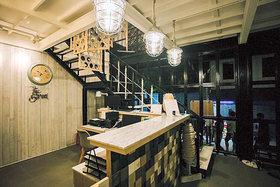 The Street Hostel Koh Lipe