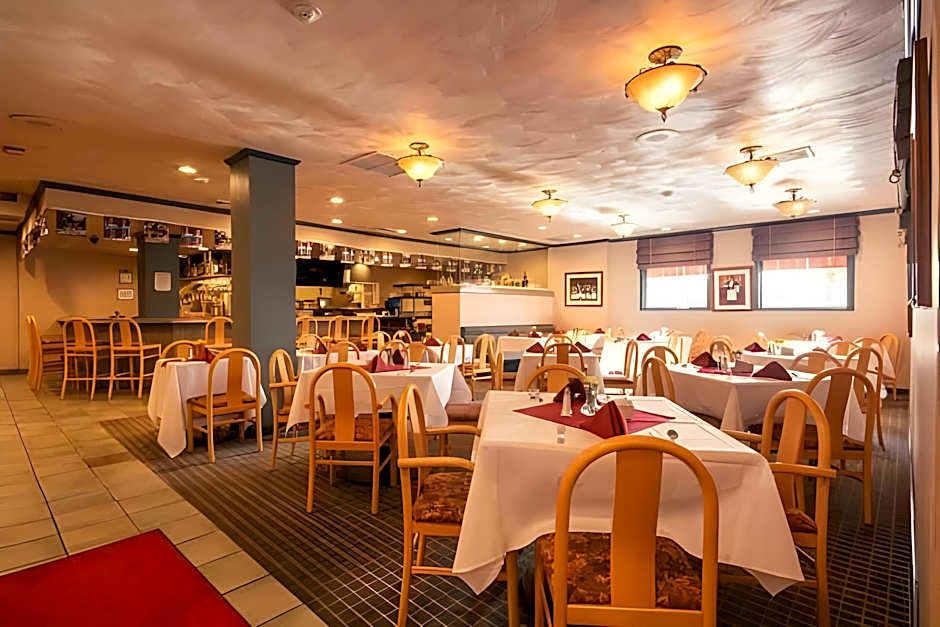 Oakland Airport Executive Hotel