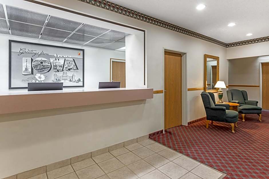 Super 8 by Wyndham Cresco IA