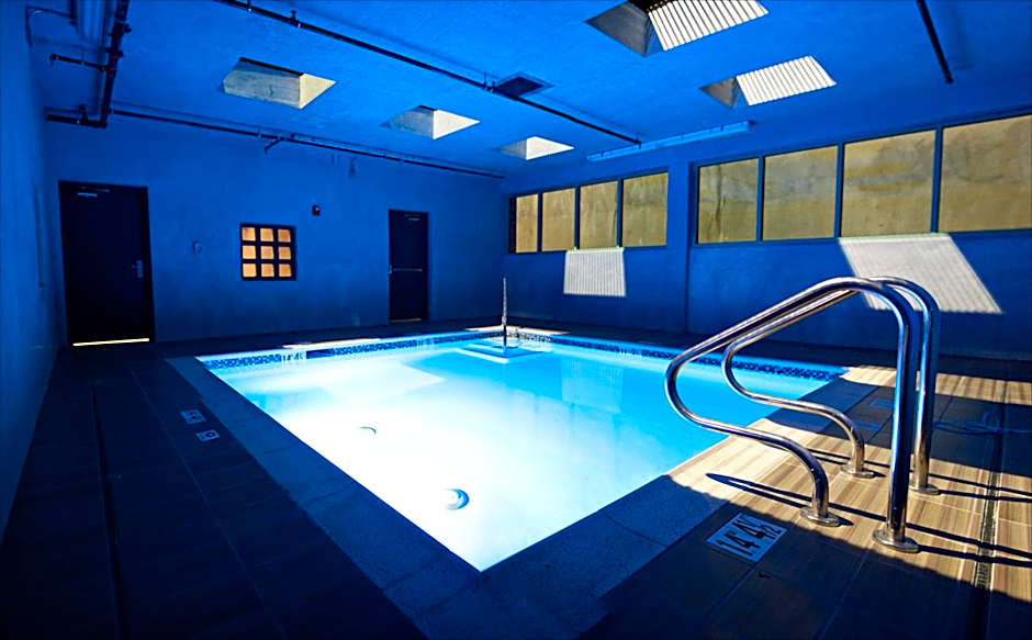BLVD Hotel and Studios Universal-Hollywood, an Ascend Collection Hotel