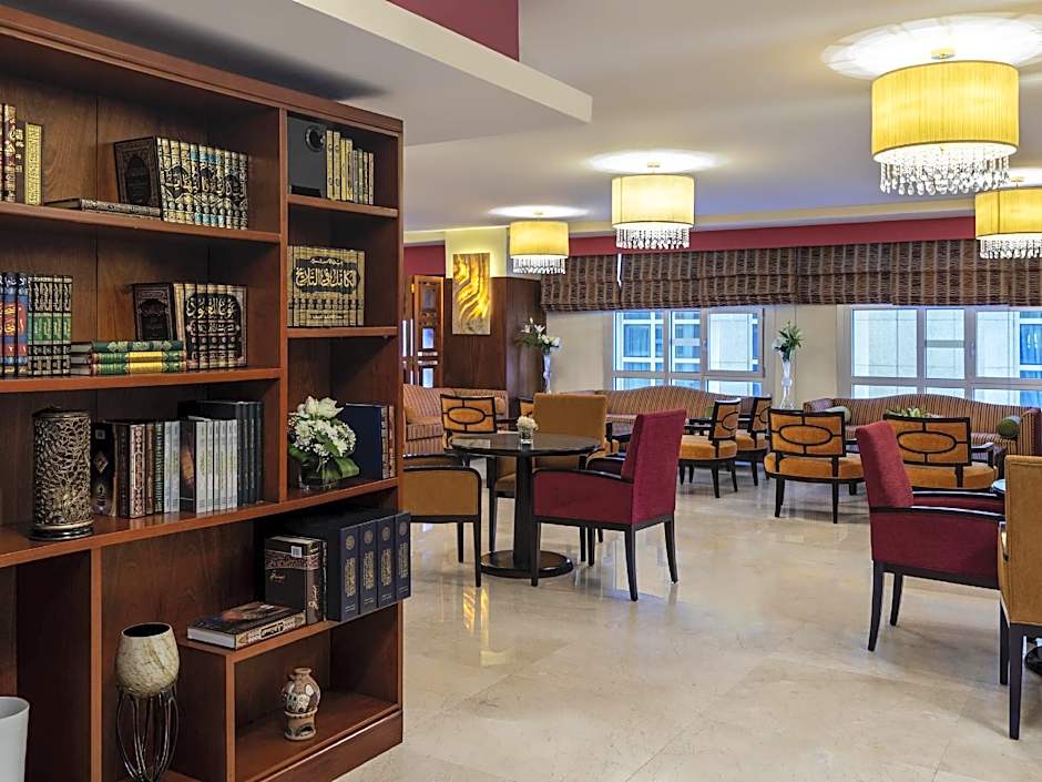 Anwar Al Madinah Movenpick Hotel