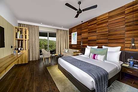 Luxury King Room with Pool View - 20% off on Spa services and 1 Beer bucket once per room per stay until 28 Feb, 2026