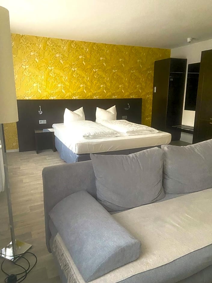 Hotel 22