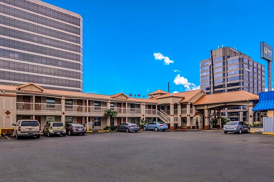 Quality Inn & Suites Dallas-Cityplace
