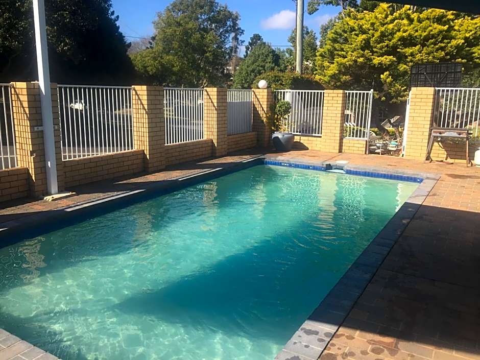 Blue Violet Motor Inn