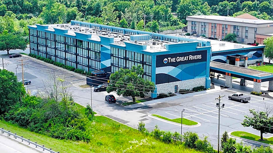 The Great Rivers, Ascend Hotel Collection
