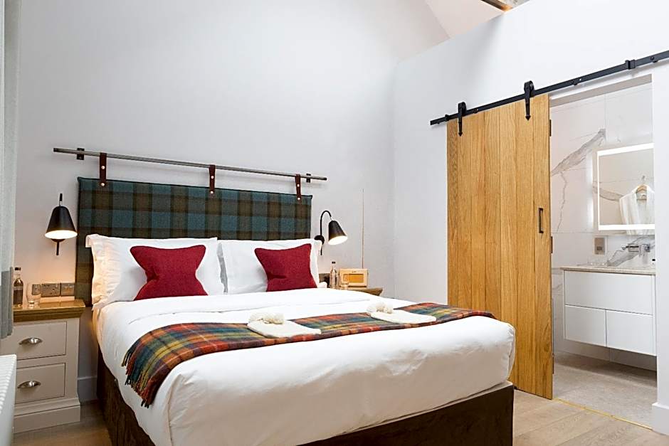 Pentonbridge Inn - Restaurant with Rooms